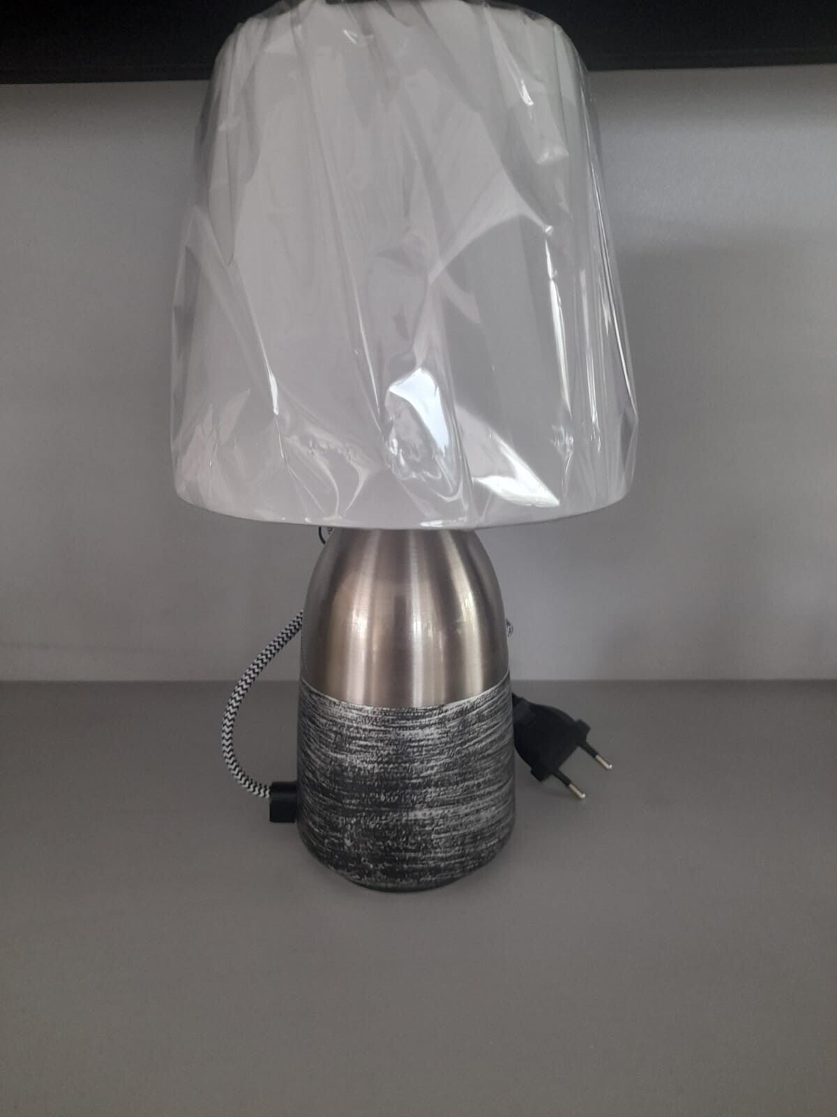 Lumetto  touch metallo/ceramica con paralume bianco