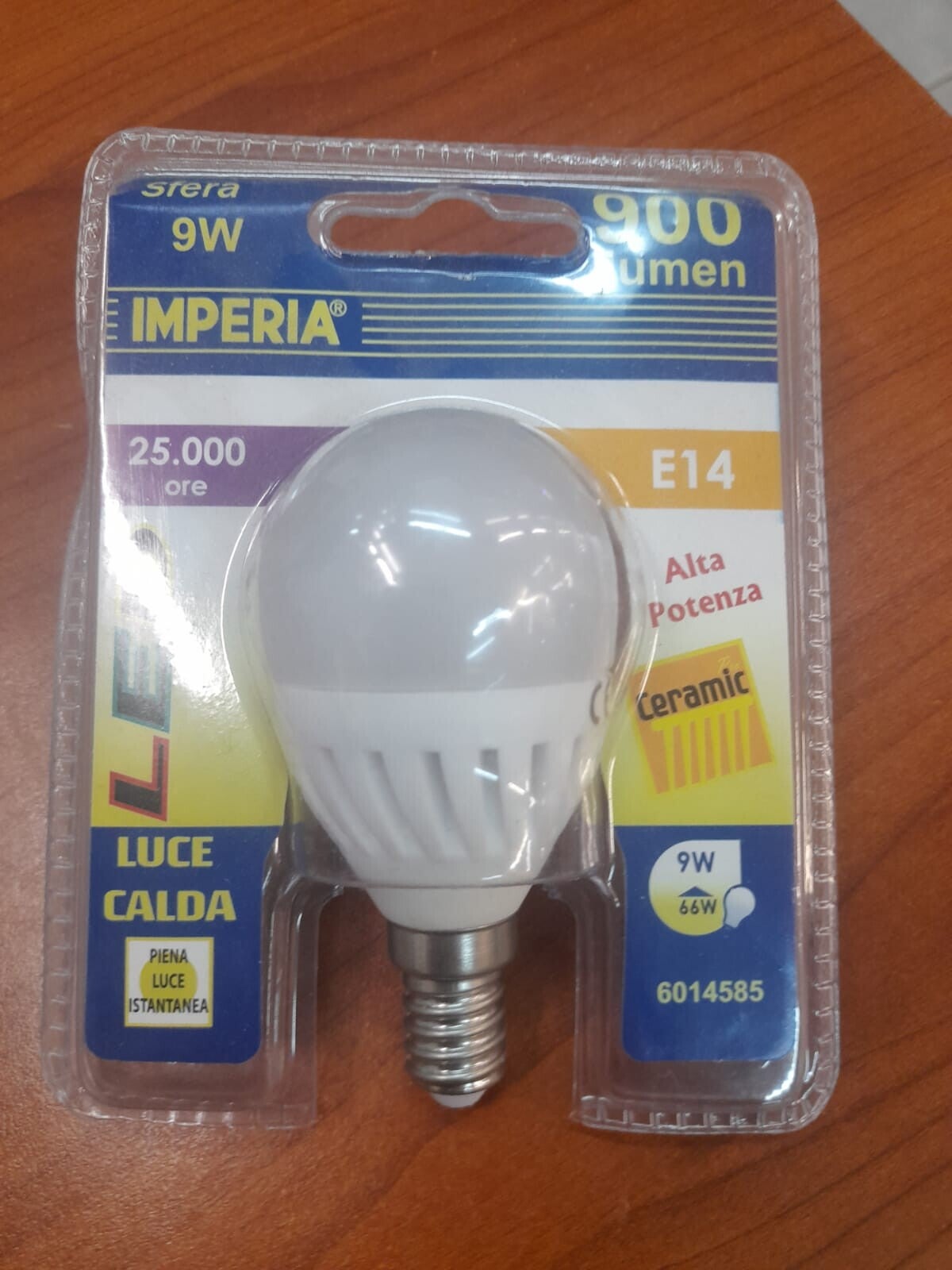 Lampadina led E14 9W 900 lm ceramica luce calda linea professionale