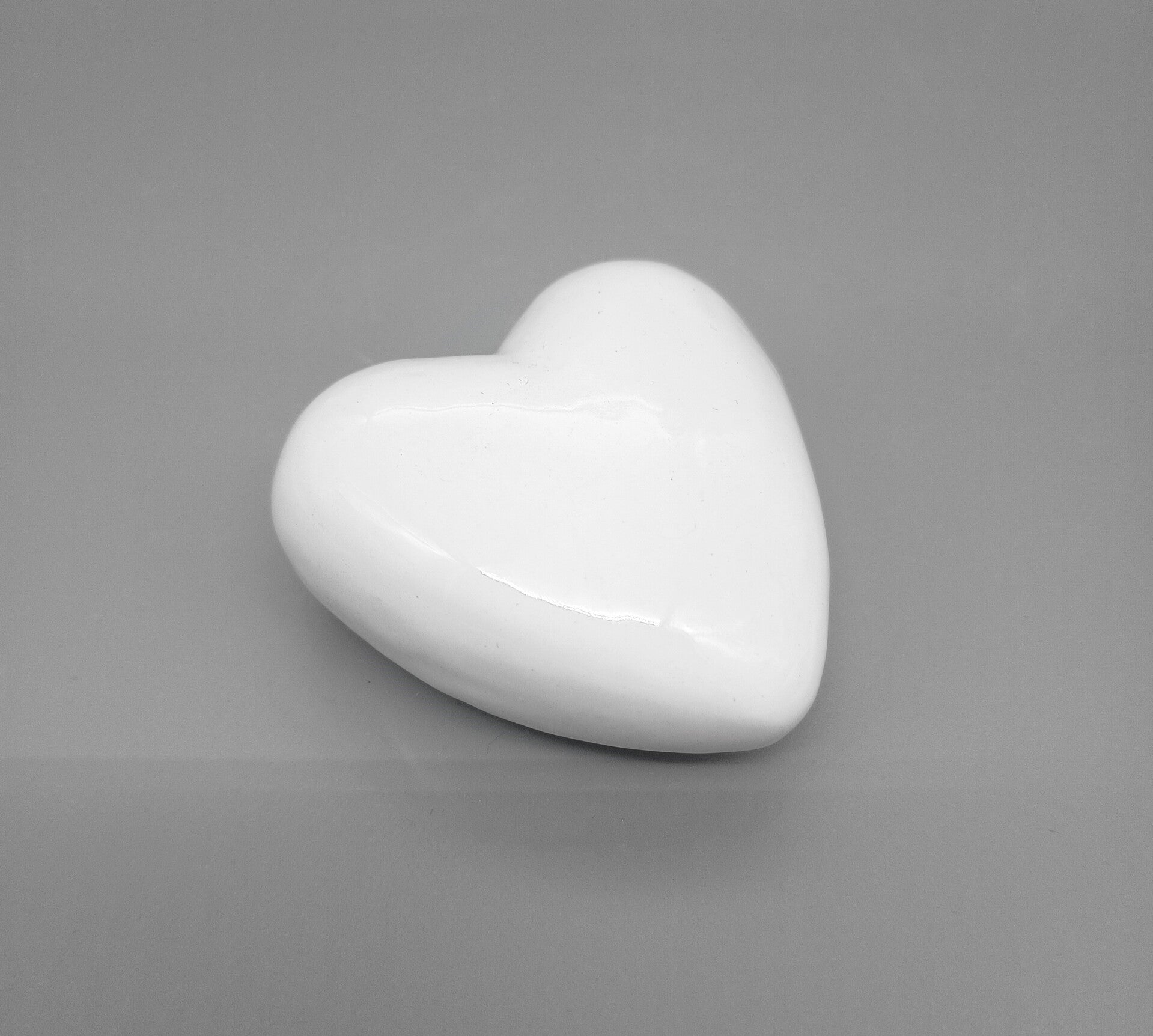 Mini Urn Hart Wit Inhoud 25 gram