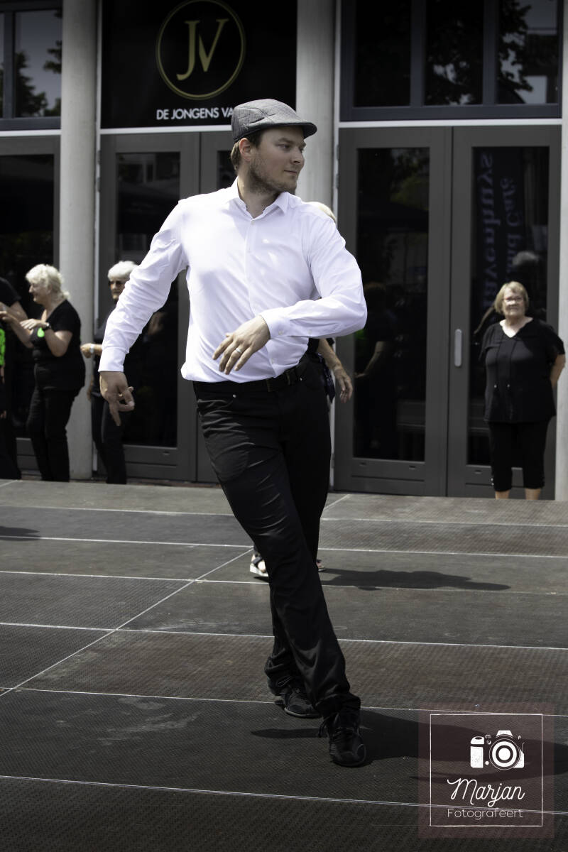 time2linedance18juni2022havenplein29-1.jpg