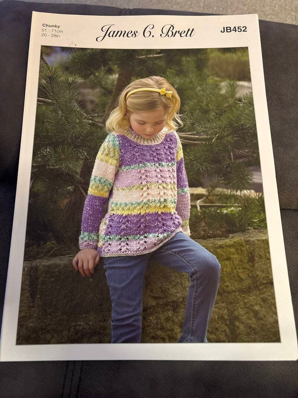 James C Brett Chunky JB452