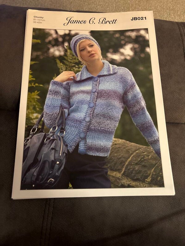 James C Brett Ladies Chunky JB021