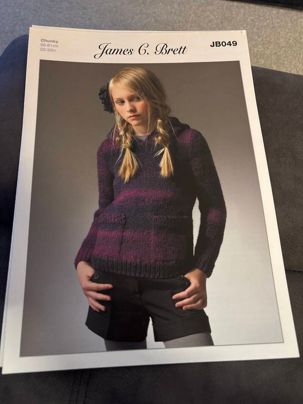James C Brett Chunky JB049