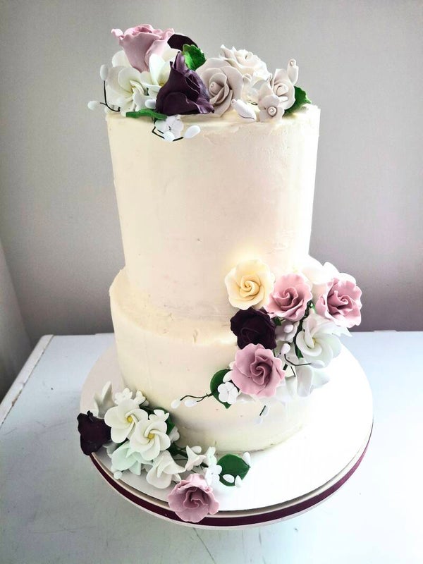 2 Tier Elegant Wedding Cake