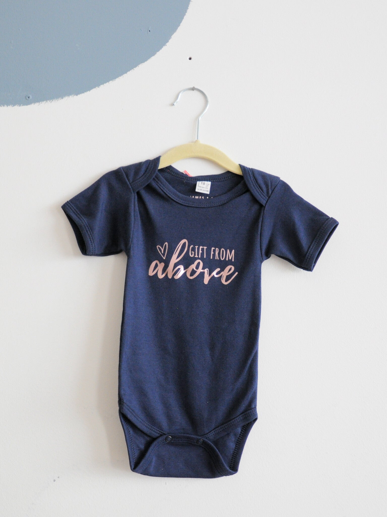 Gift From Above | Navy Romper | 18 maanden