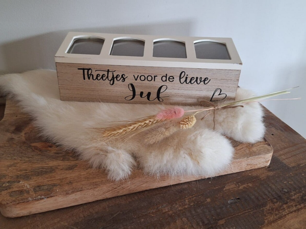 Theedoosje ''theetjes voor de lieve juf''