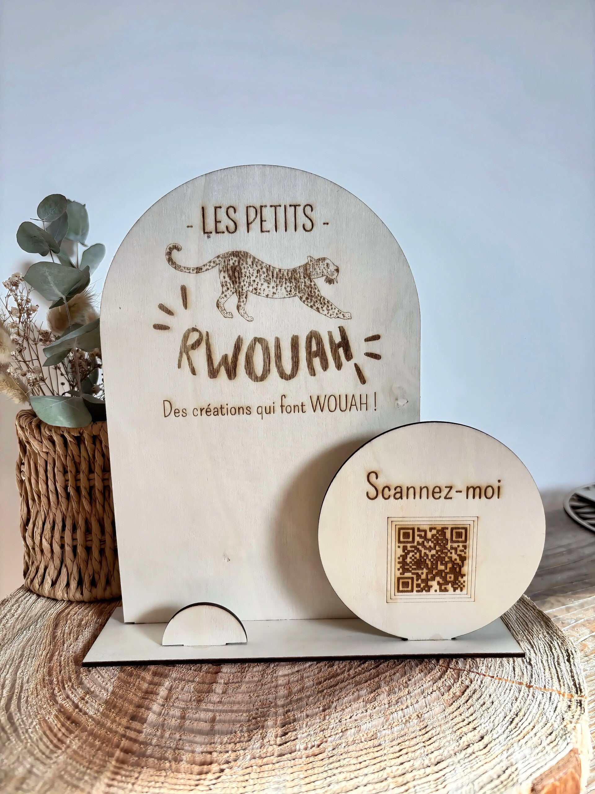 Présentoir à cartes de visite personnalisé