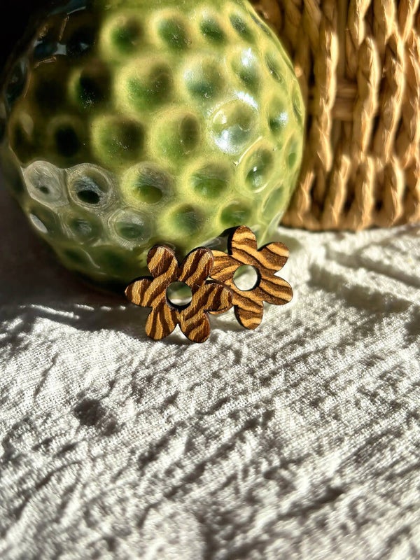 Médaillons fleur zèbre 🦓 (6 pétales)