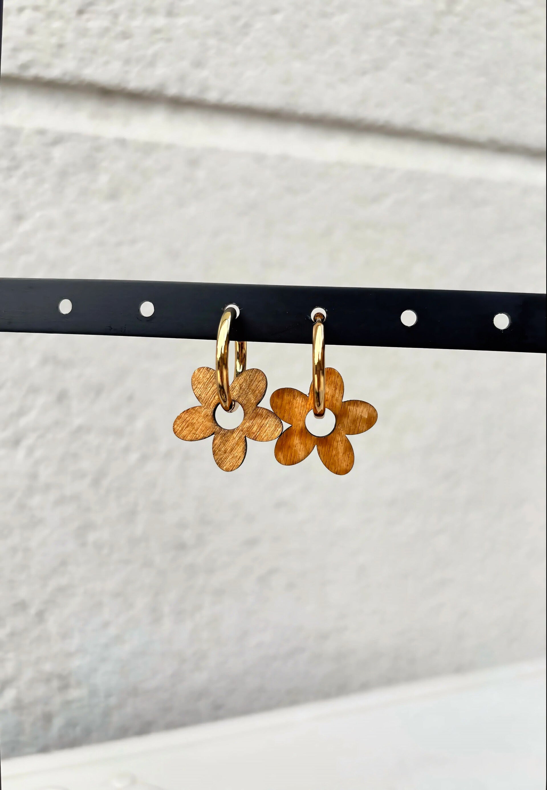 Boucles d’oreilles camelle 🤎 (5 pétales)