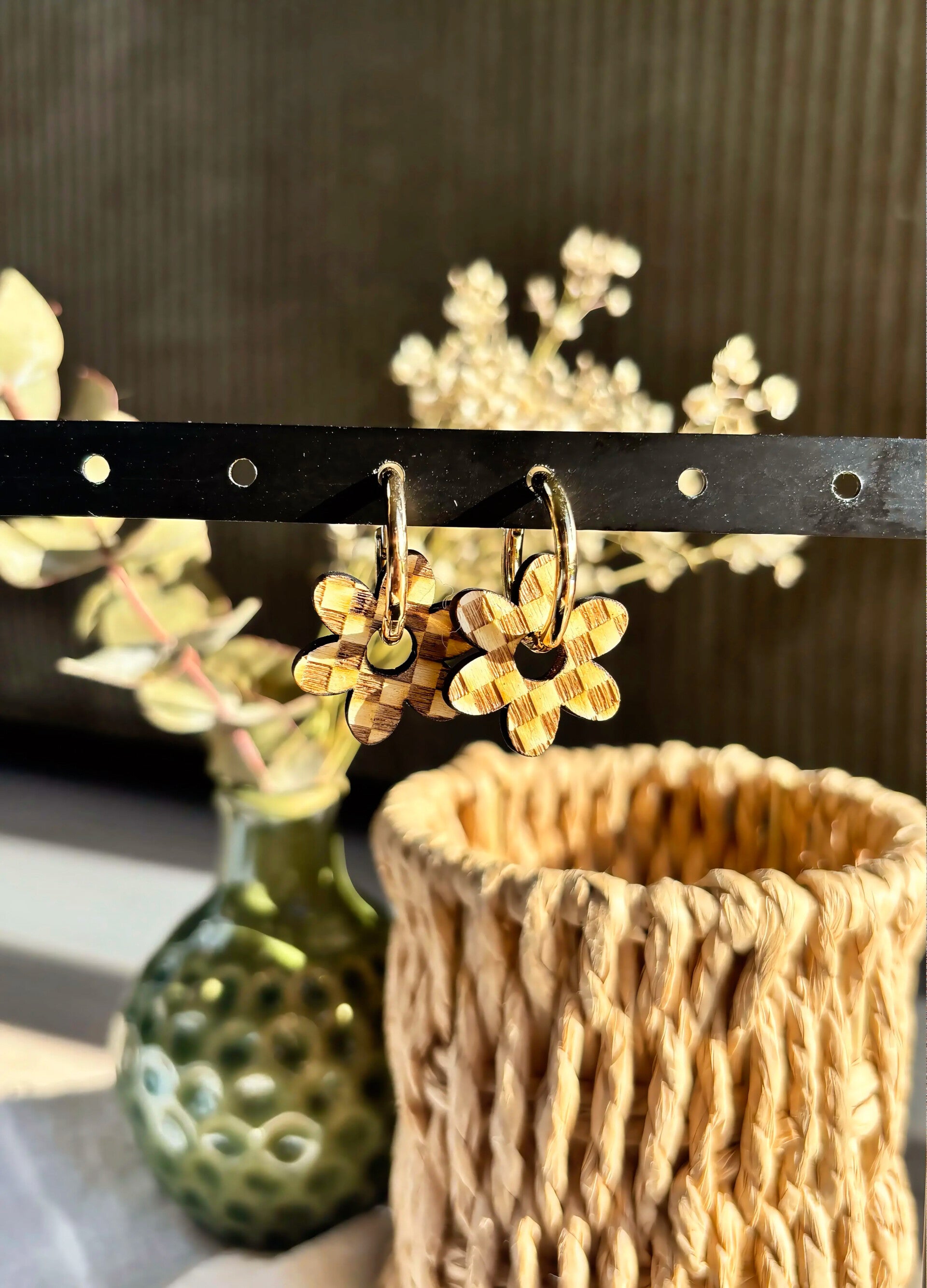 Boucles d’oreilles damier 🖤 (6 pétales)
