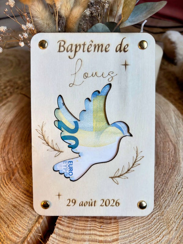 Carte en bois – Baptême 🕊️