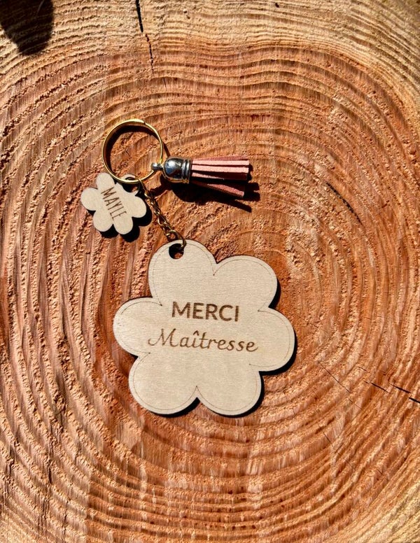 🌸 Porte-clé fleur (personnalisation prénom enfant)