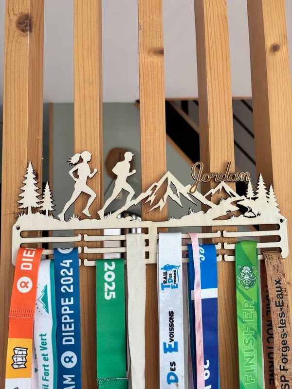🏃‍♀️ Accroche médailles personnalisée (Trail)