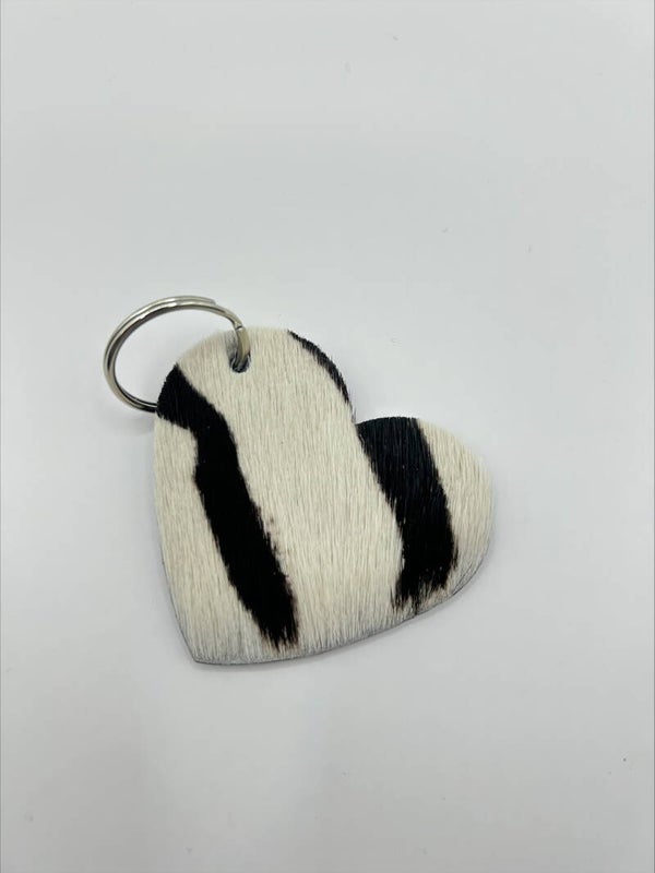 Sleutelhanger hartje koeienhuid Zebra