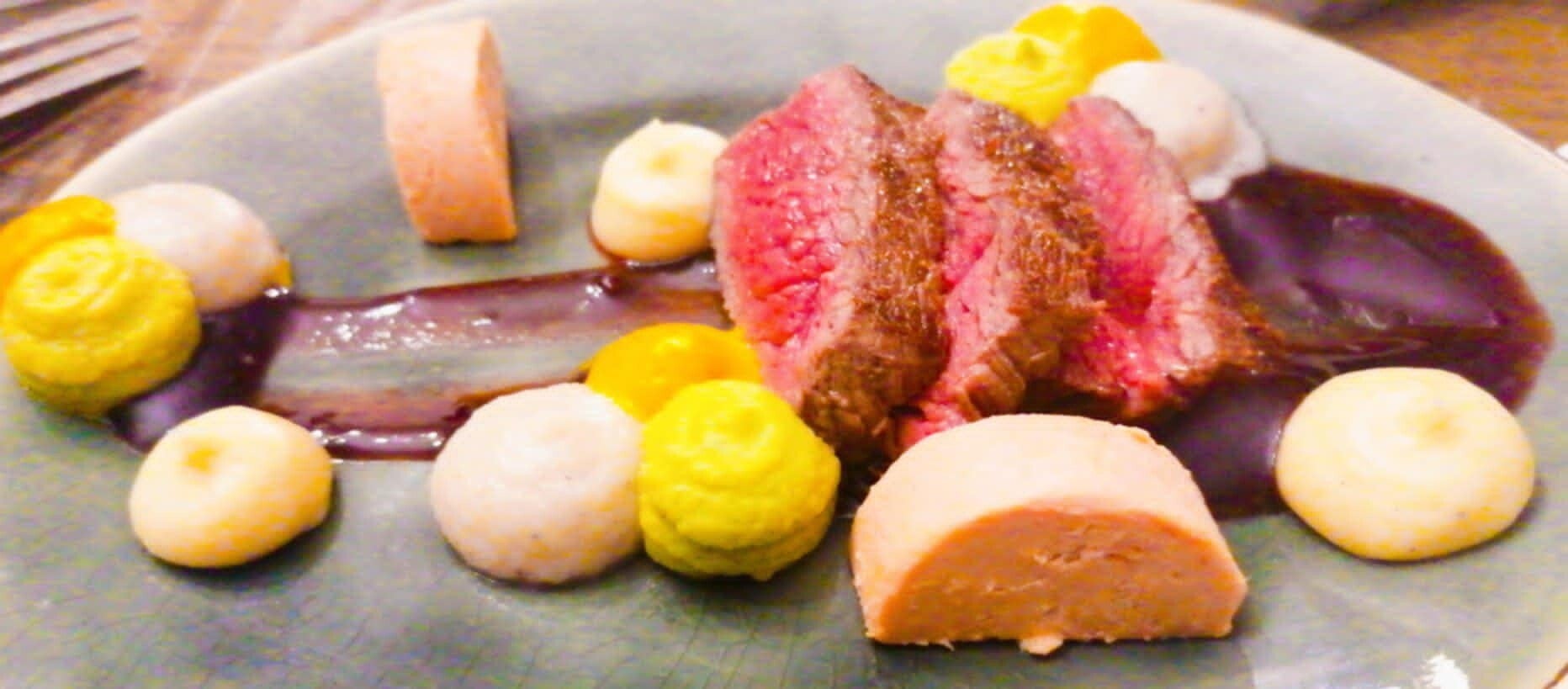 traiteur met kerst en oudejaarsavond 2024 door een geraardsbergse traiteursienst, dit met eerlijke en verse producten, traiteur kan afgehaald worden te geraardsbergen en kokejane deel van de traiteur in pajottegem