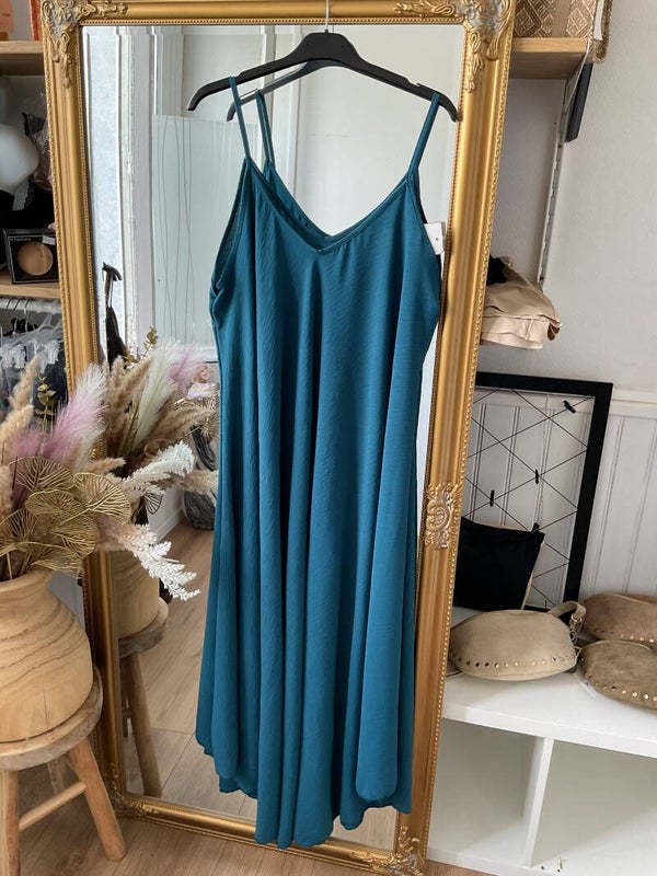 Robe fine bretelles GT