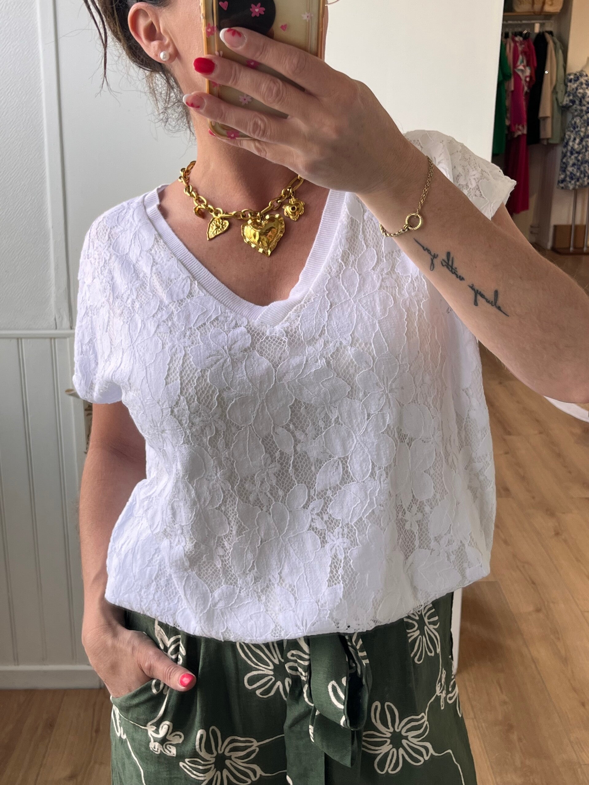 Haut dentelle blanche