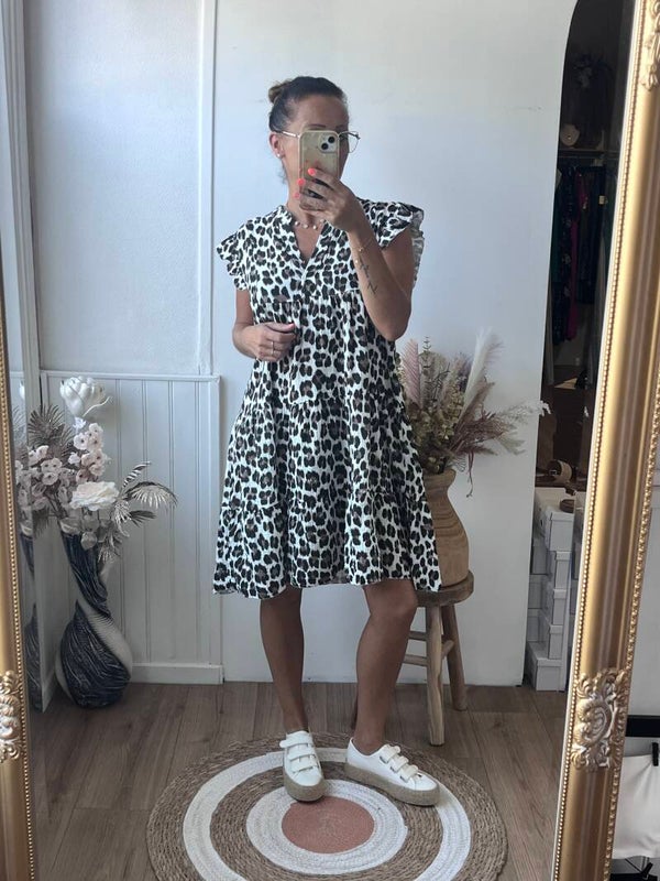 Robe manche froufrou