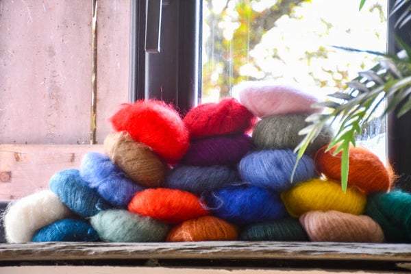 Pelotes 80 %mohair et 20 %soie – fil luxueux pour tricots raffinés 80 % mohair 20% soie