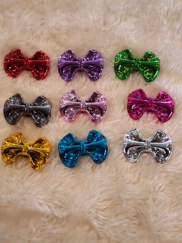 Metallic bow beads