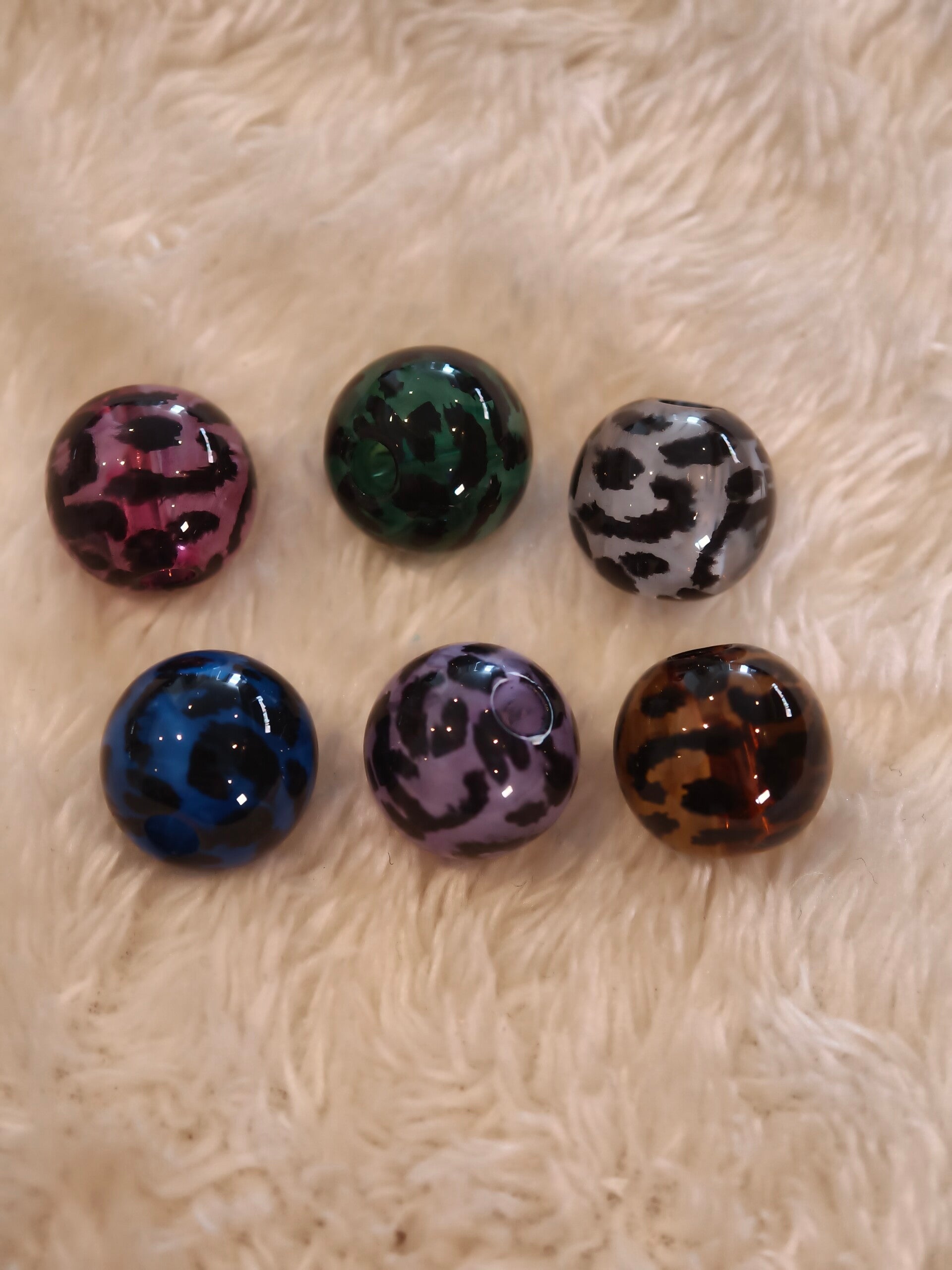 Leopard print rounds