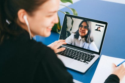 Taaldolfijn Franse les via Skype