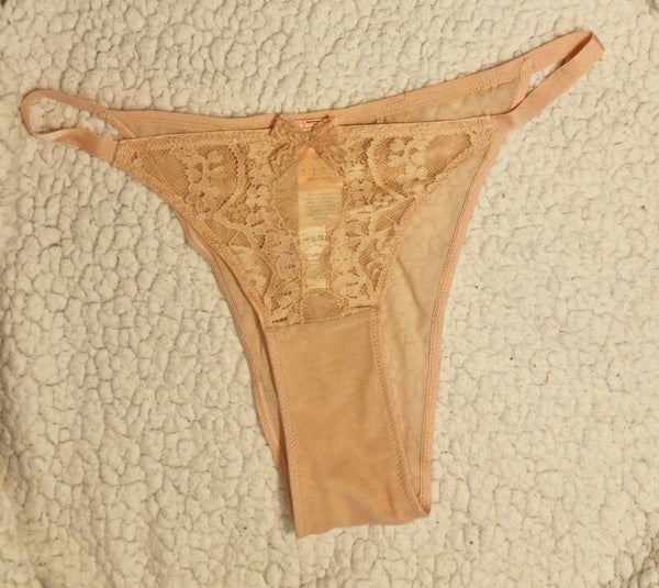 Zalmkleurige Verleidingsstring