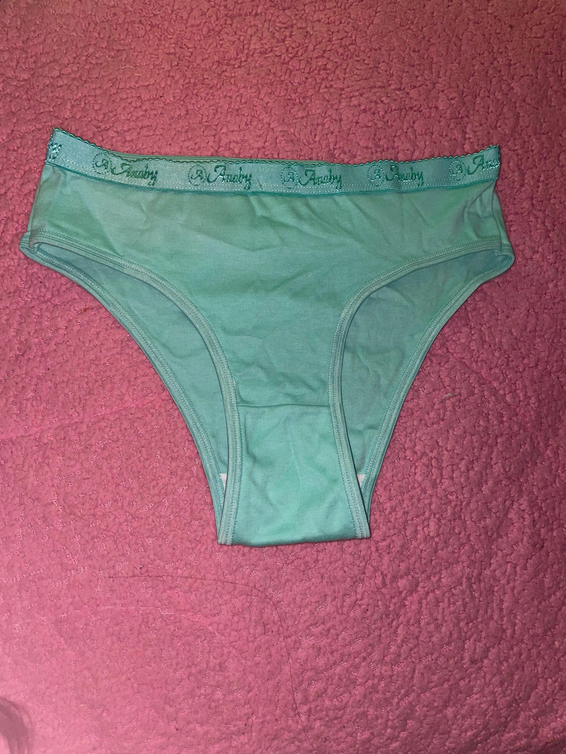 Betoverende Smaragdgroene String