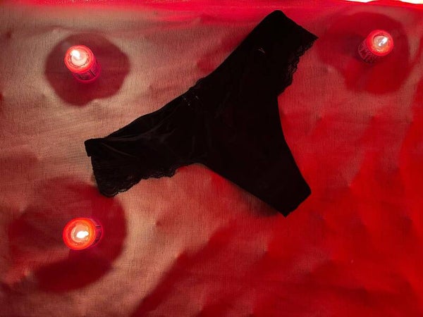 Gedragen Sensuele Zwarte String