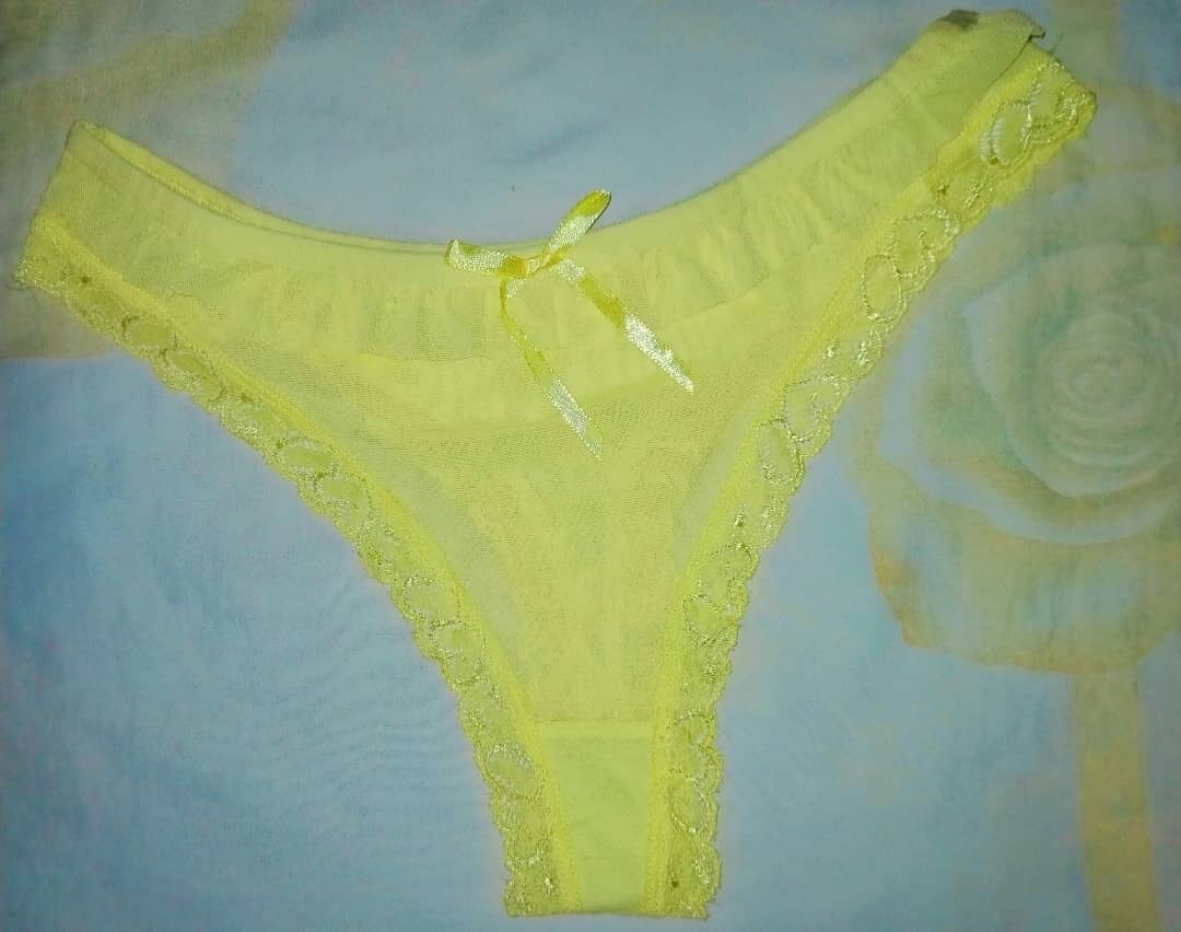 Gele Slip van Passie