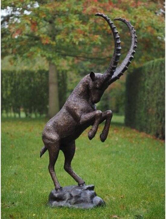 Tuinbeeld - groot bronzen beeld - Steenbok - Bronzartes - 163 cm hoog