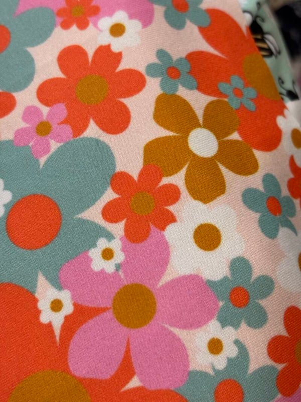 Scrub Hat in Bright Mod Blooms