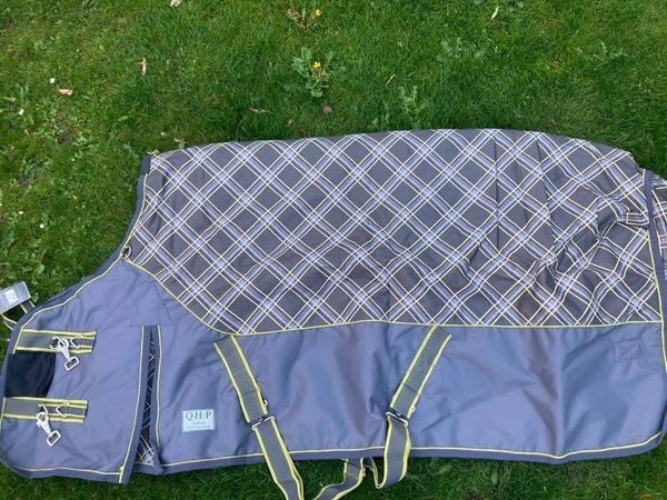 QHP waterdichte deken 150 grams maat 165