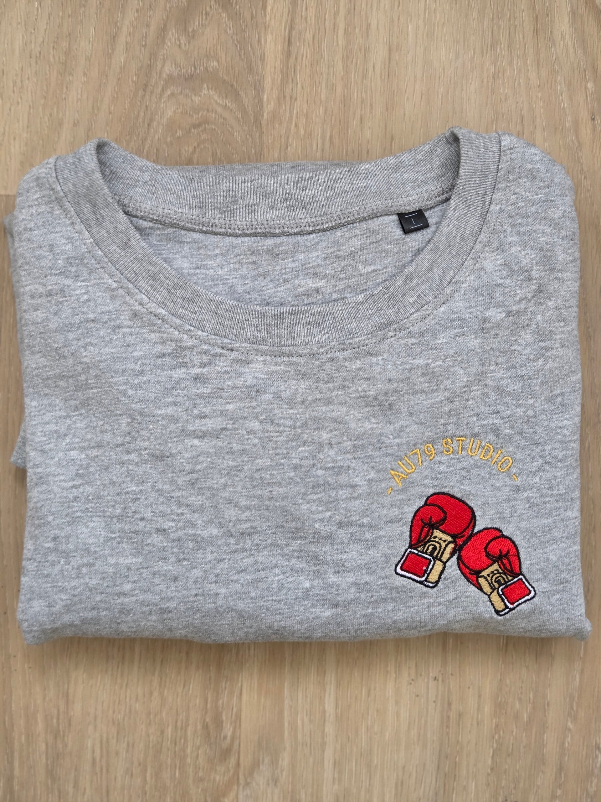 DE "KNOCK OUT" Light sweater