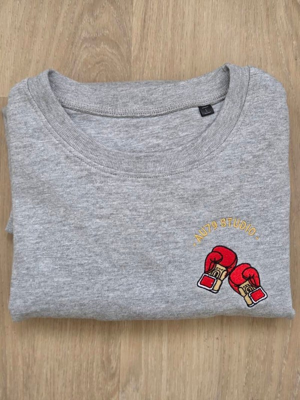 DE "KNOCK OUT" Light sweater