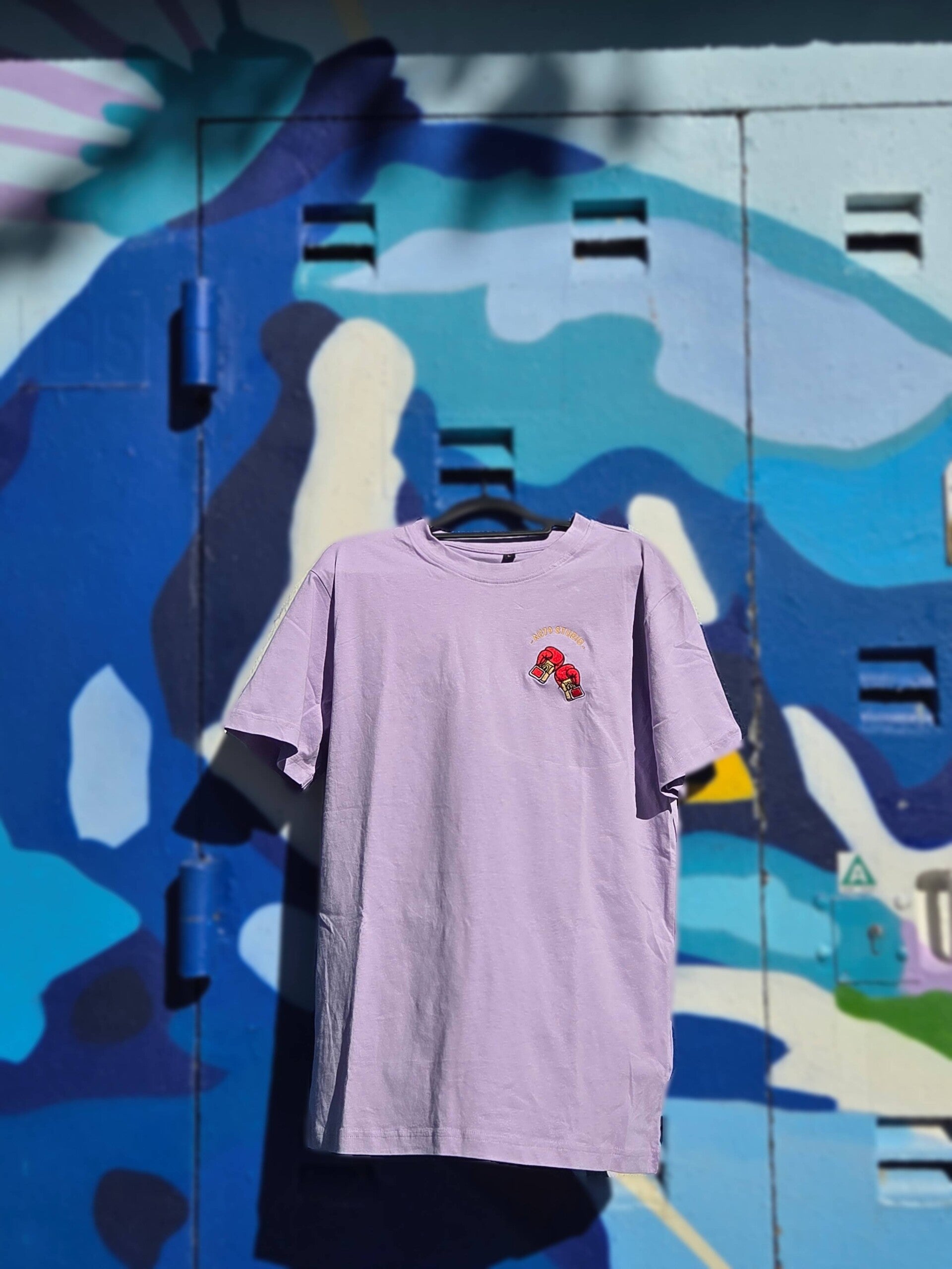 HET "KNOCK OUT" T-SHIRT