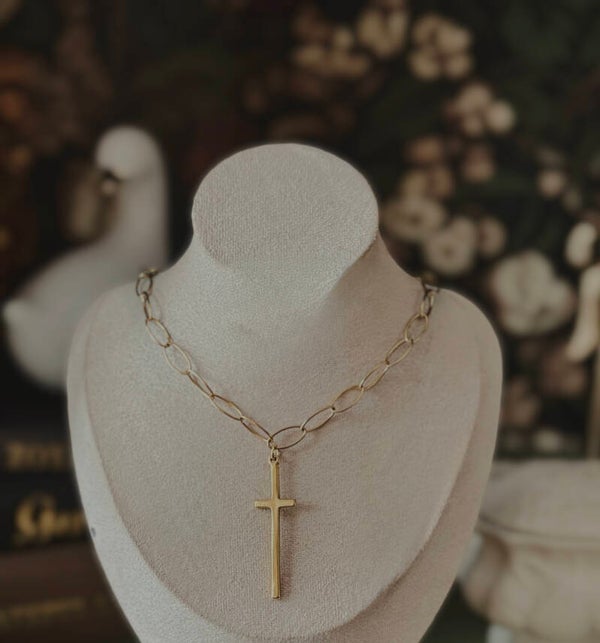 Circle chain long cross