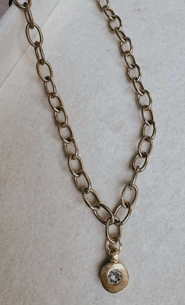Rustic diamond single necklace
