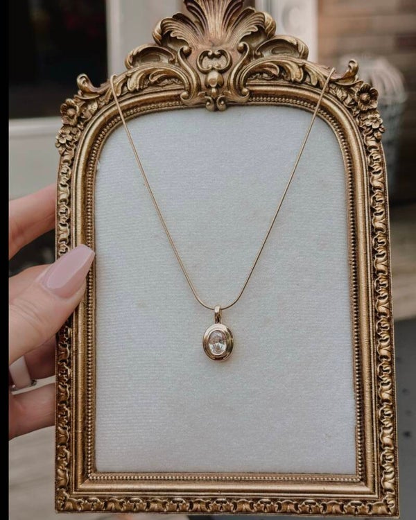 Single diamond necklace