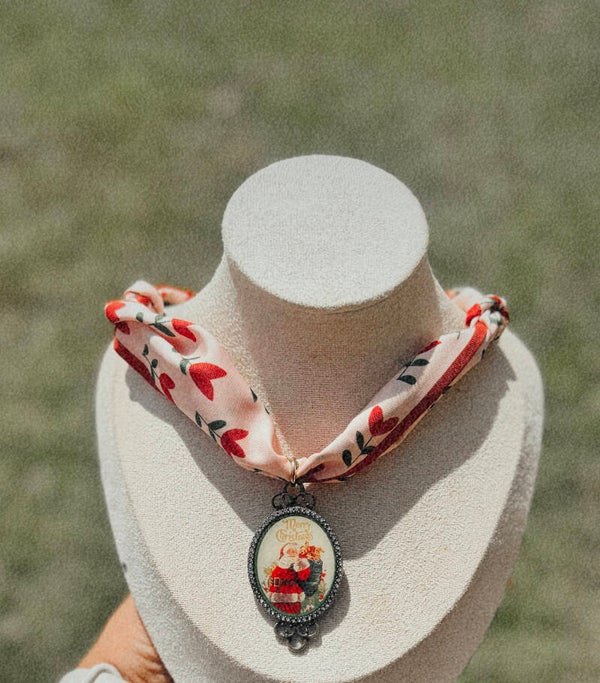 Christmas Scarf Necklace