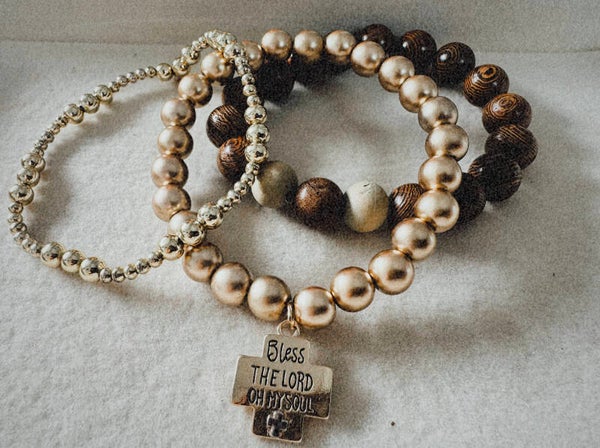 Brown and gold beaded bracelet