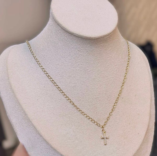 Dainty Cross necklace
