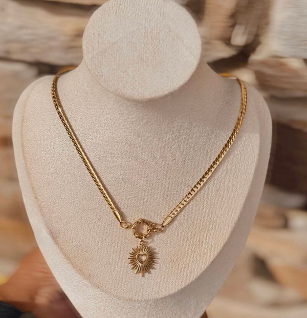 Spike heart necklace