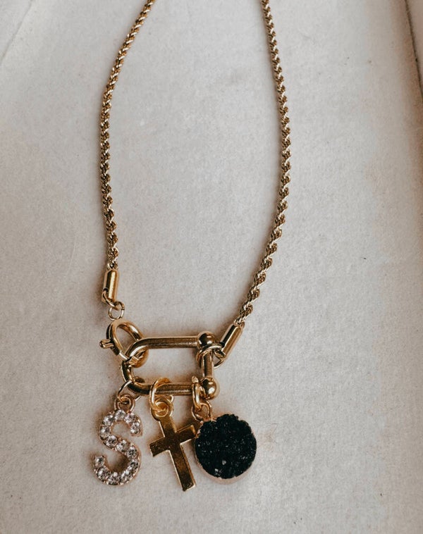Clasp and black diamond necklace
