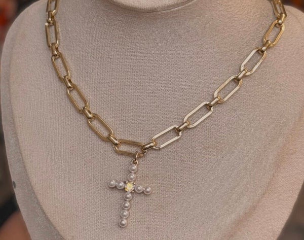 Pearl cross necklace