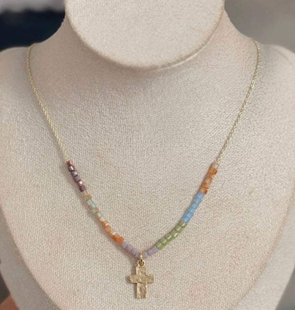 Small cross beaded chain