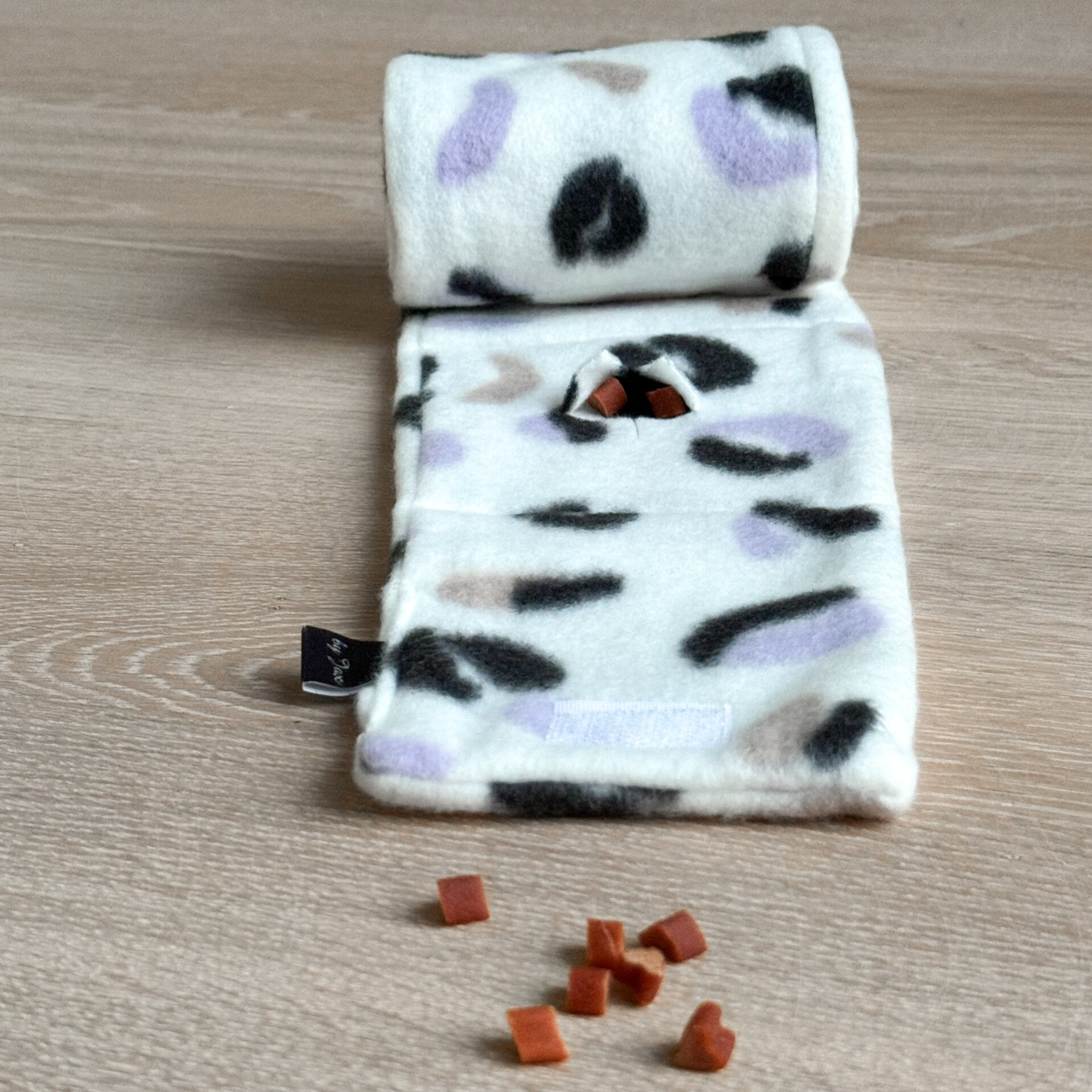 Luxury Collection Sniffyroll - White Lilac