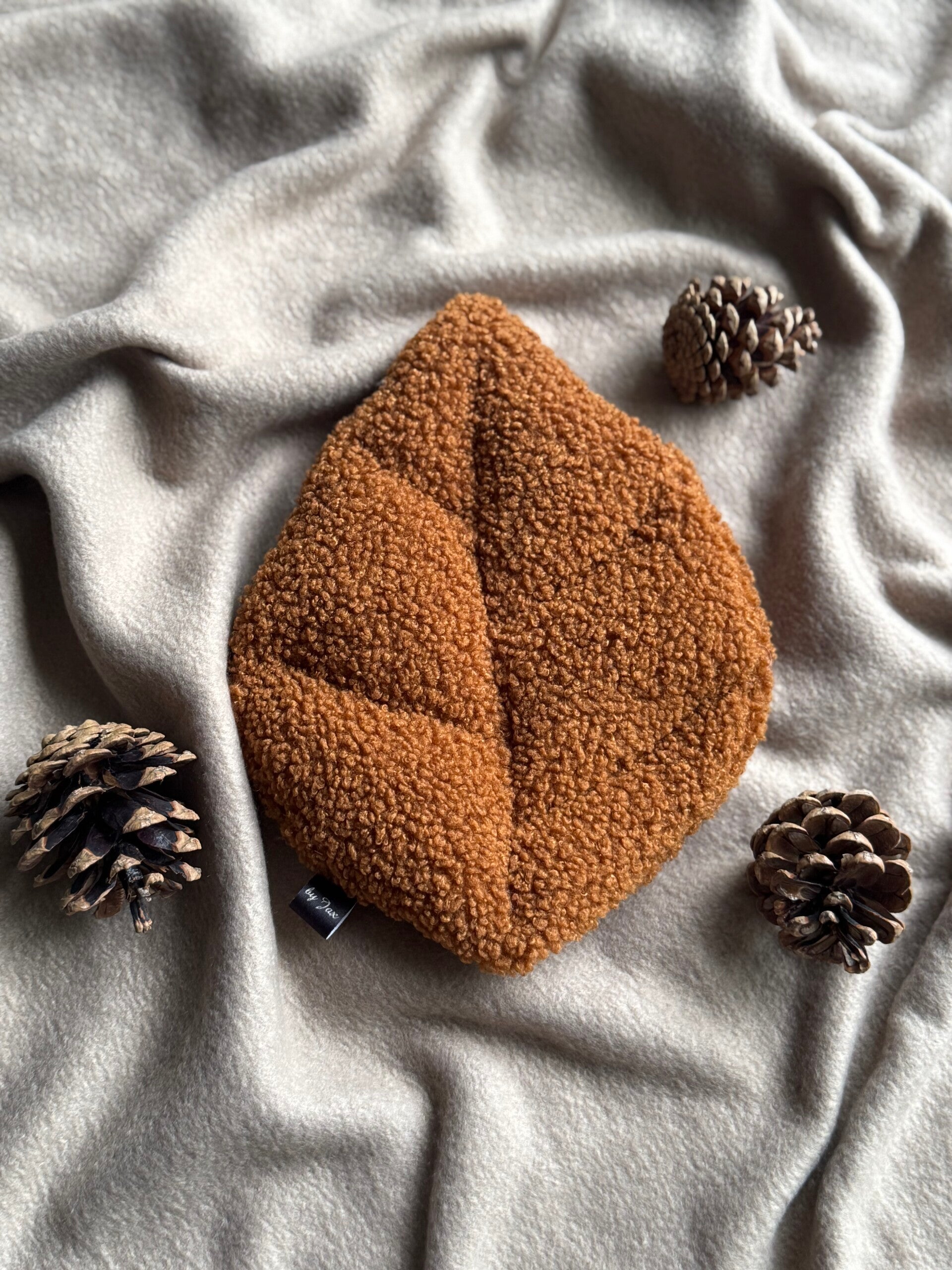 Luxury Collection Leaf - Teddy Camel