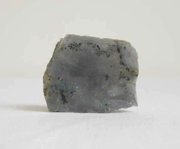 Labradoriet half gepolijst