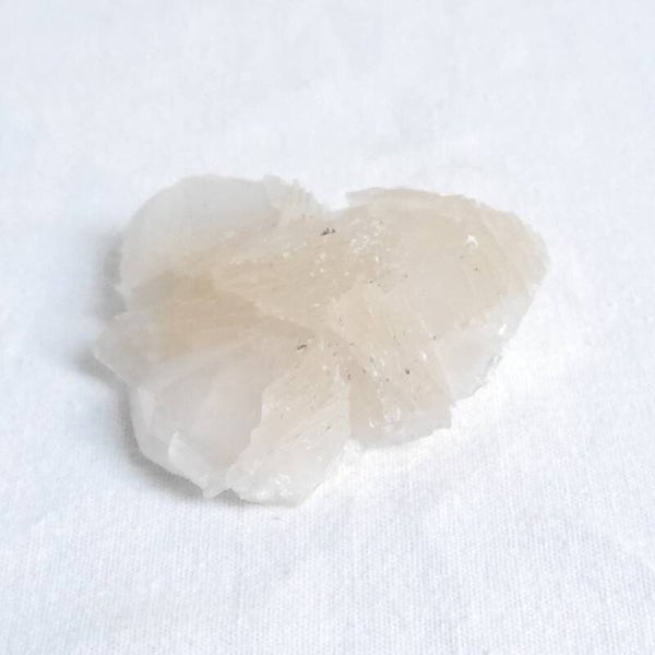 Mangano calciet met mangaat concentraat cluster